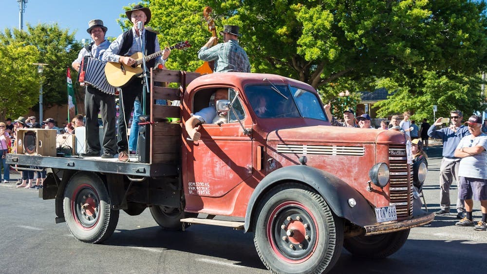See the Grande Street Parade at the Ballan Autumn Festival