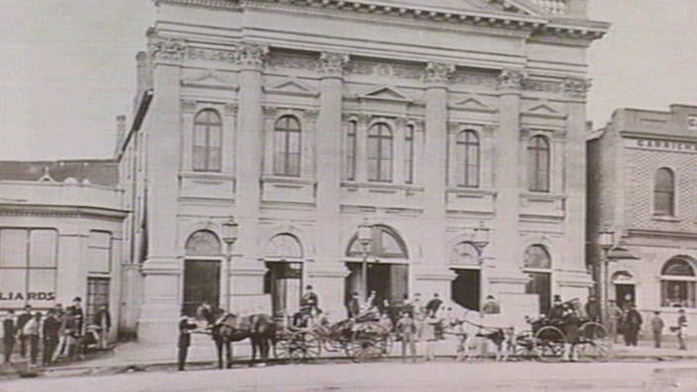 ‘Theatre Royal, Ballarat’  photograph: