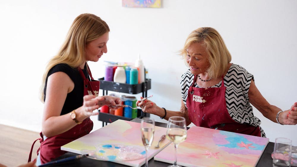 women painting