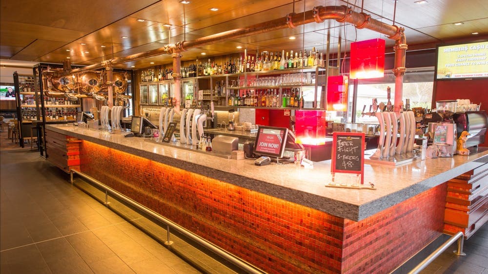 Red Lion hotel Main Bar