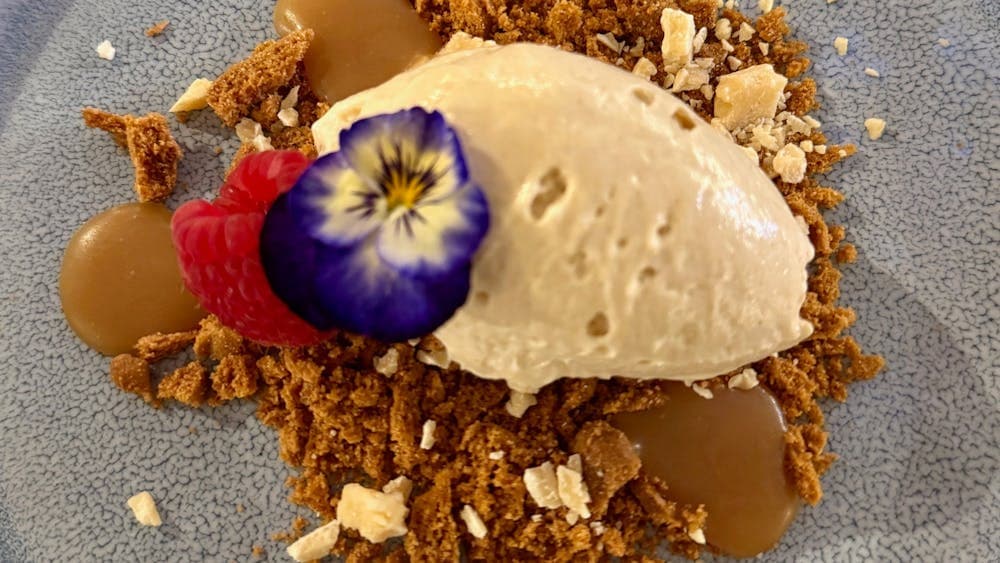 Gingerbread cheesecake