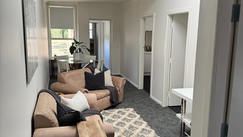 Apartment Lounge