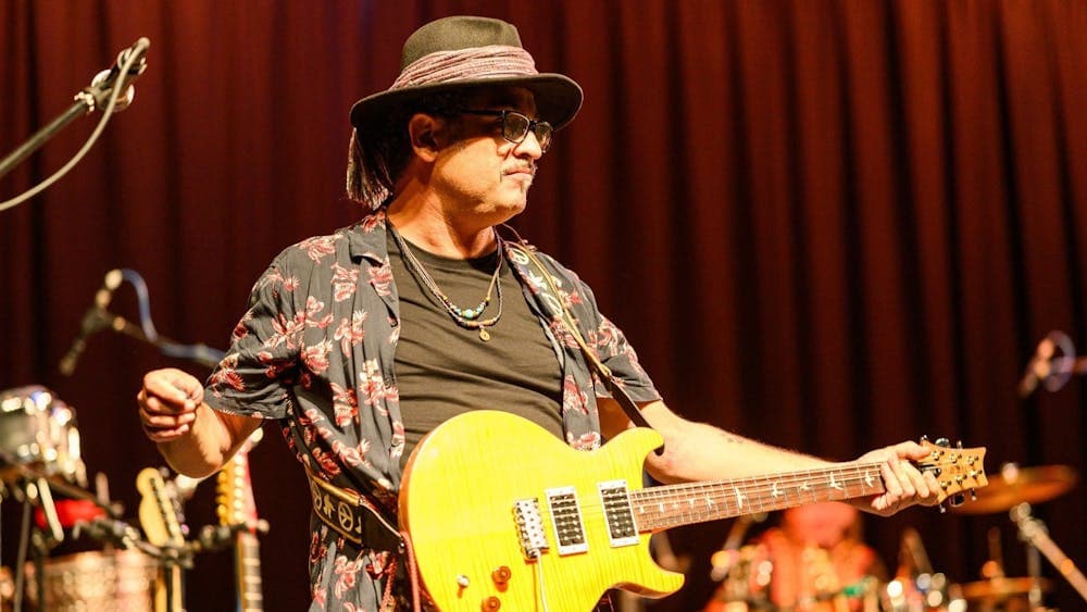 Santana & The Doobie Brothers Tribute Live On Stage