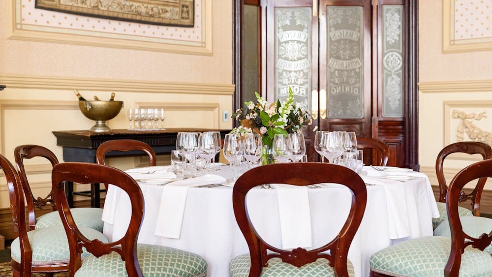 CRAIGS ROYAL HOTEL
