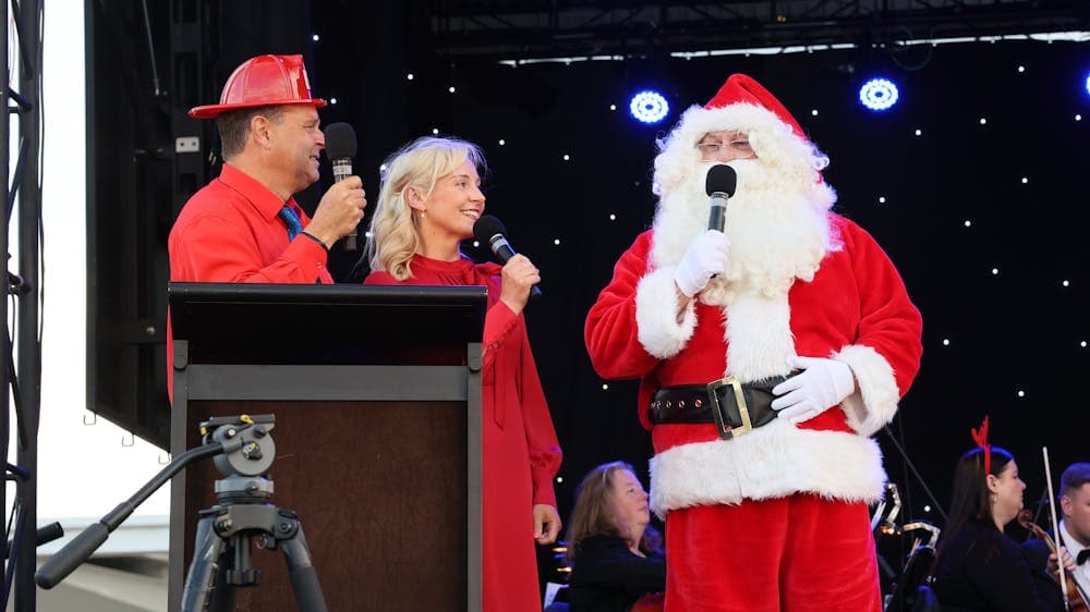 Santa, Gavin McGrath, Jules Zass