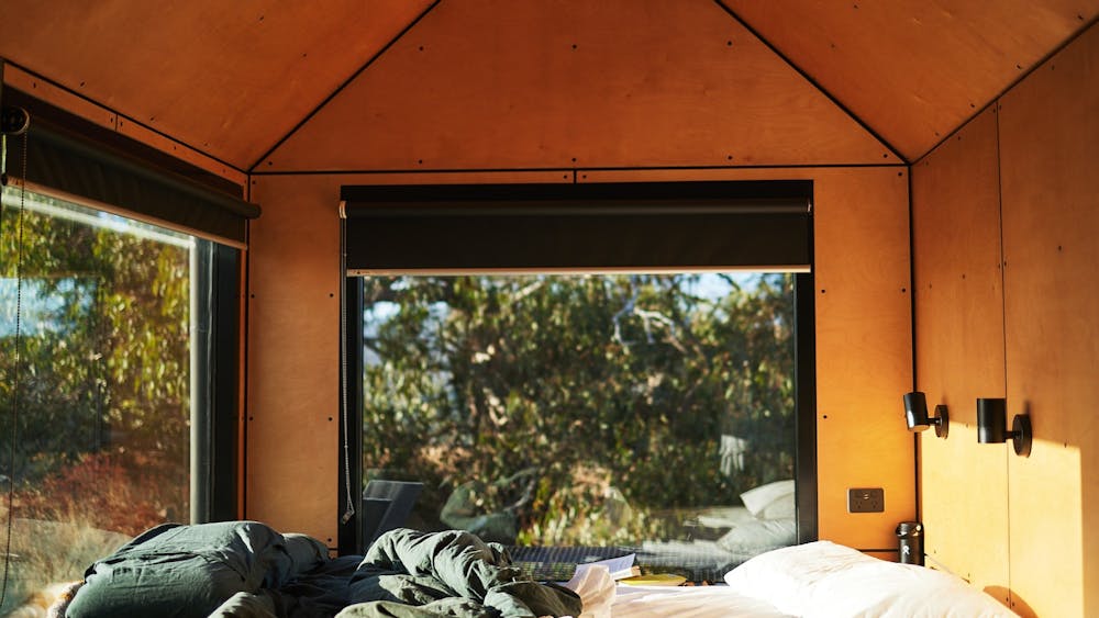 unyoked cabin bed view
