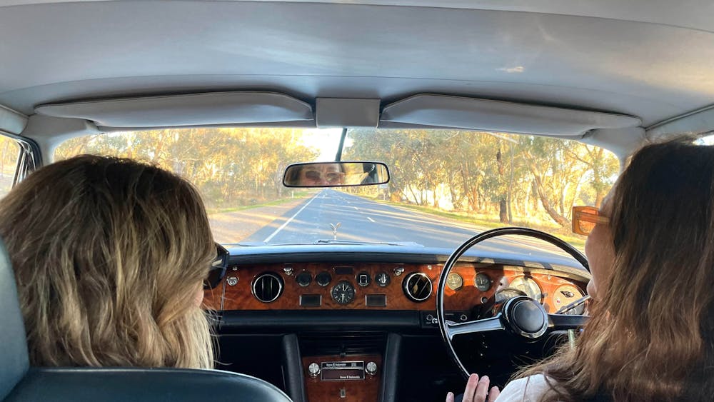 Silver Mink Tours - meander in comfort and style