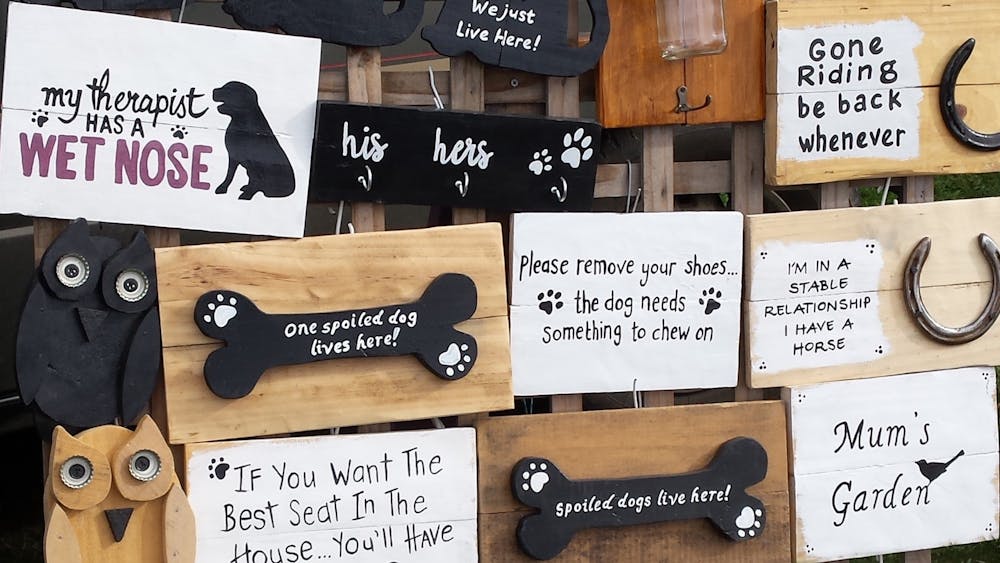 Recylced wood crafts