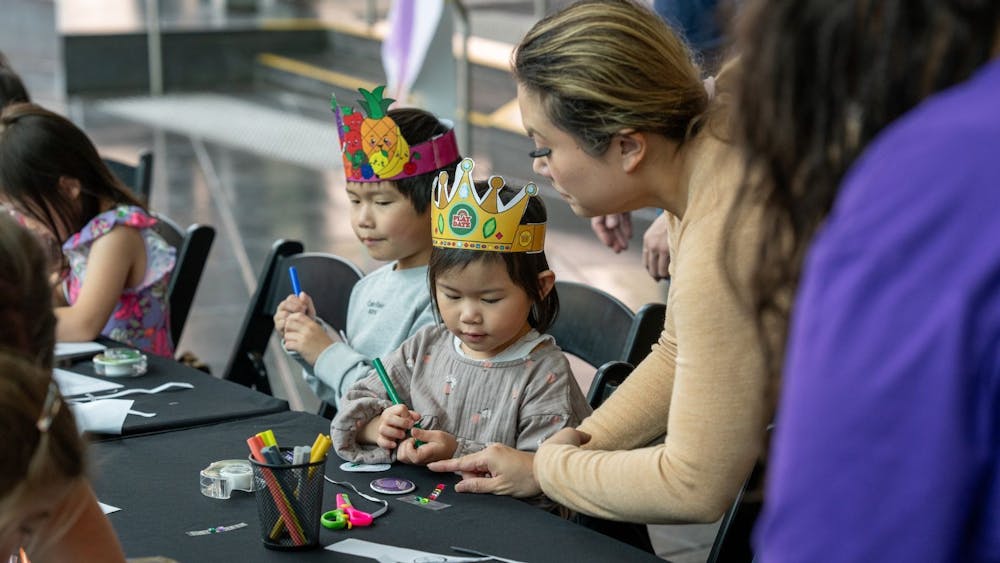 Kids engaging in the arts and crafts portion of the show