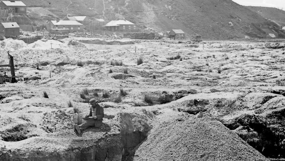 Black Hill, Ballarat – gold mining, c. 1861, photograph