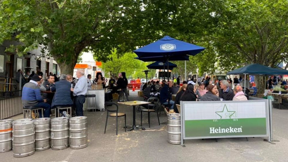 Royal Hotel Outside Bar