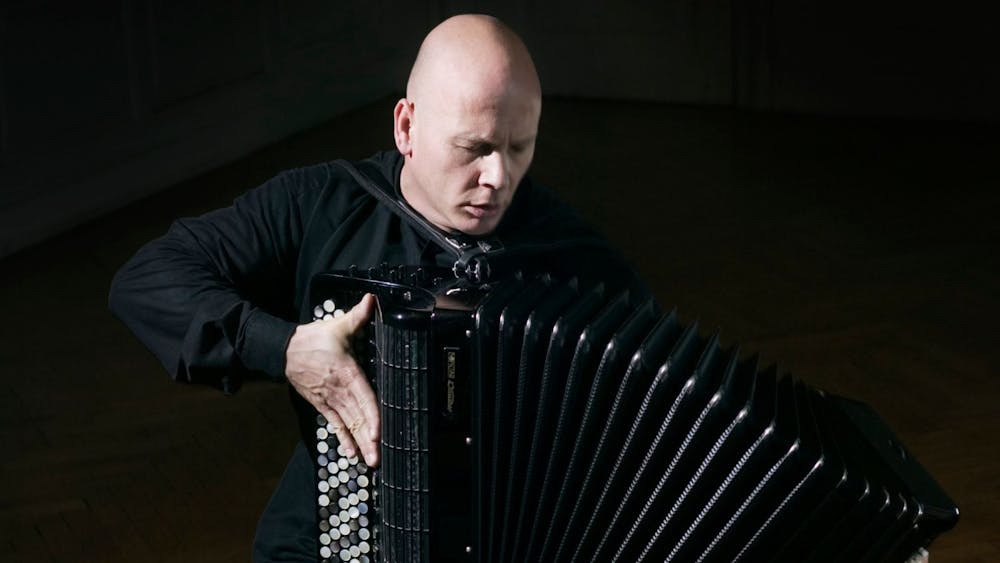 Accordion sensation James Crabb