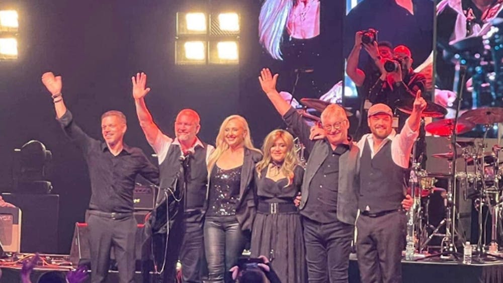 GYPSY THE AUSTRALIAN FLEETWOOD MAC SHOW