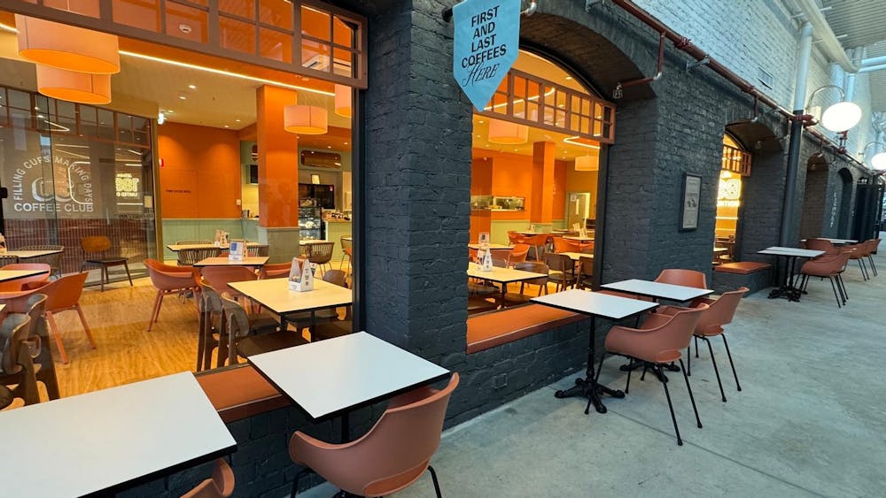 Exterior Dining