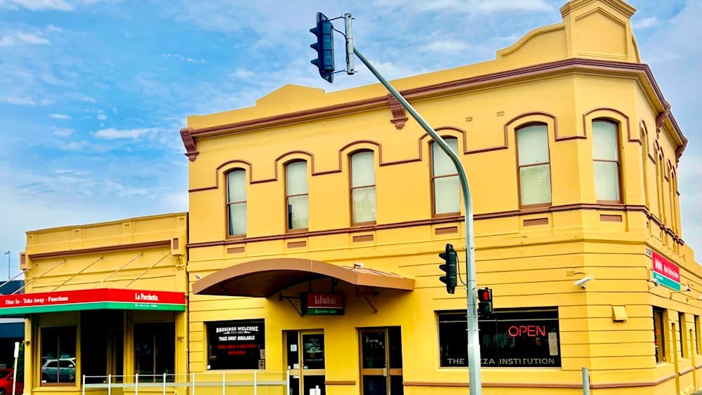 Restaurant Building