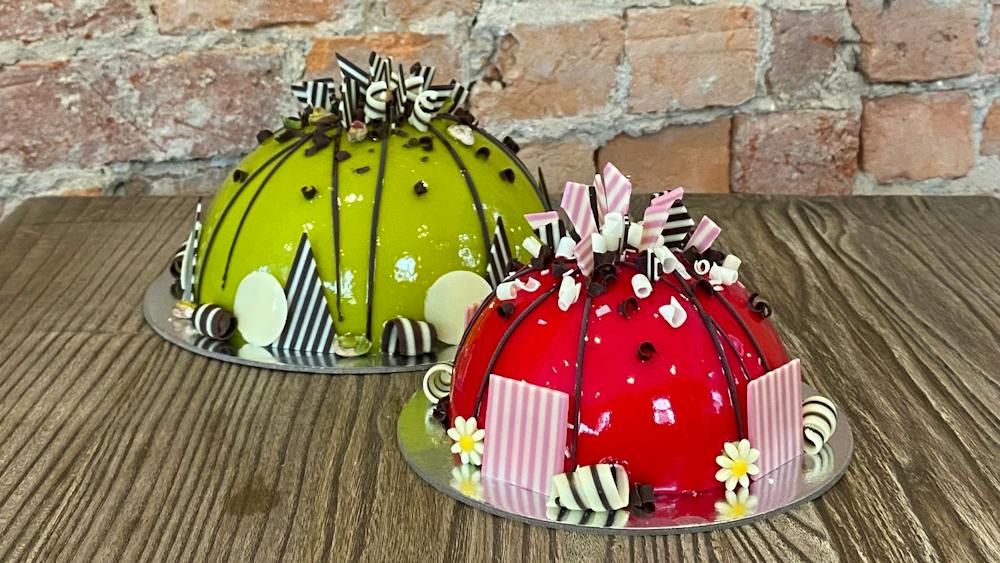 Sample cakes
